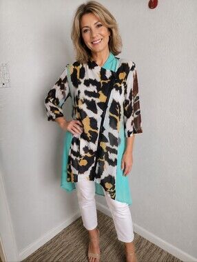 Feratelli Animal Print/Mint Green Asymmetrical Zip-Front Tunic Longer Sides Sz M